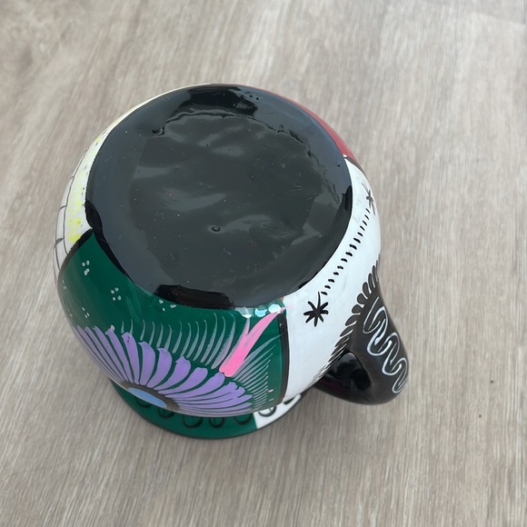 Mexican ceramic pitcher / mug with multicolor Talavera designs - Picture 9 of 9